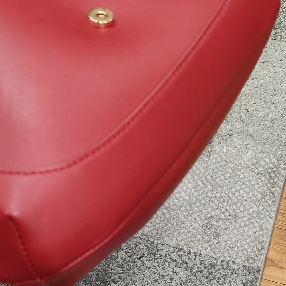 a new day Chic Red Shoulder Bag - Picture 8 of 11